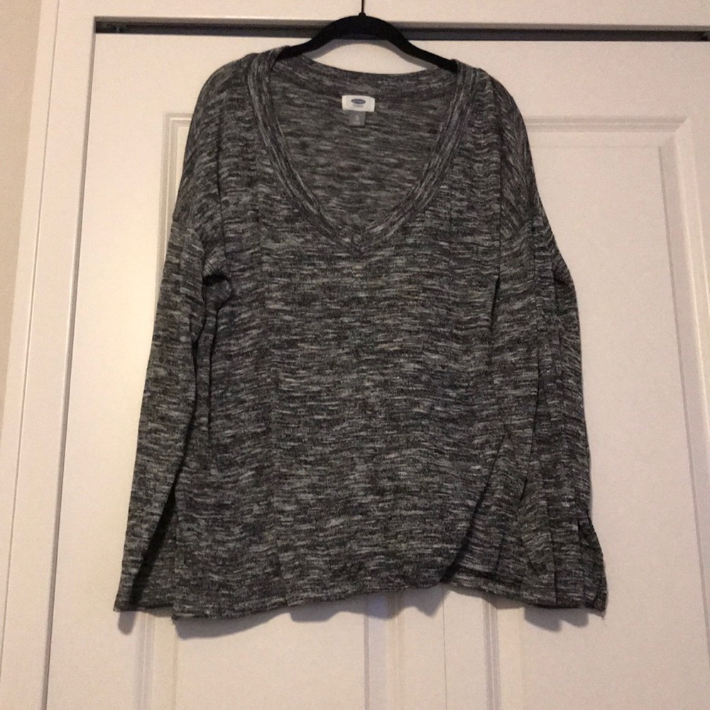 Old Navy Vneck sweater